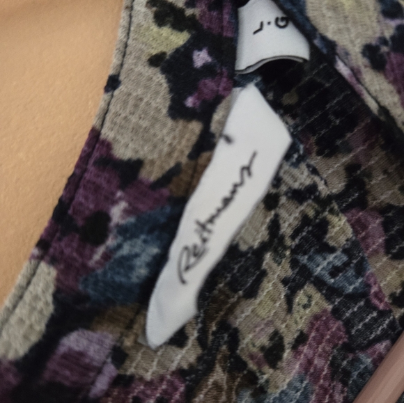 Floral blouse - Picture 6 of 6